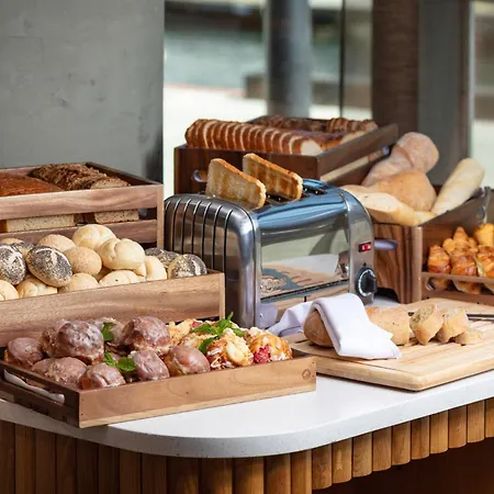 Flatbook-granaria With Sauna In The Center Appartamento Danzica