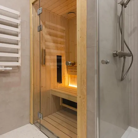 Flatbook-granaria Premium With Sauna In The Center